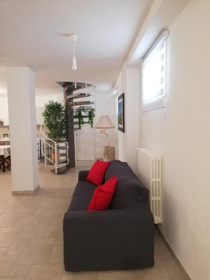 Seagull Apartments - Front And Sea View & Airport Bari Exterior photo